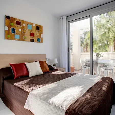 Elegance By Interhome Apartman *